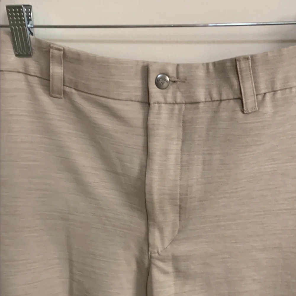Callaway Tan Flat Front Golf Shorts Lightweight Casual in Sz 34